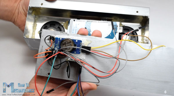 attaching-the-electronics-components-to-the-case