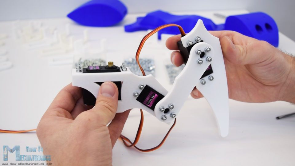 Hexapod leg with 3 servos