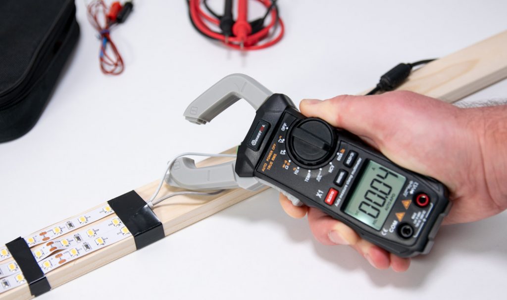 Mustool X1 digital clamp meter