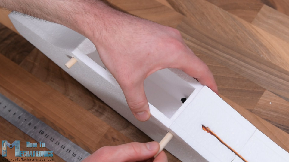 Holders for the wing with rubber bands