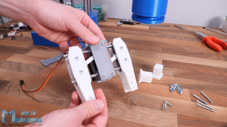 3D Printed Robot Gripper