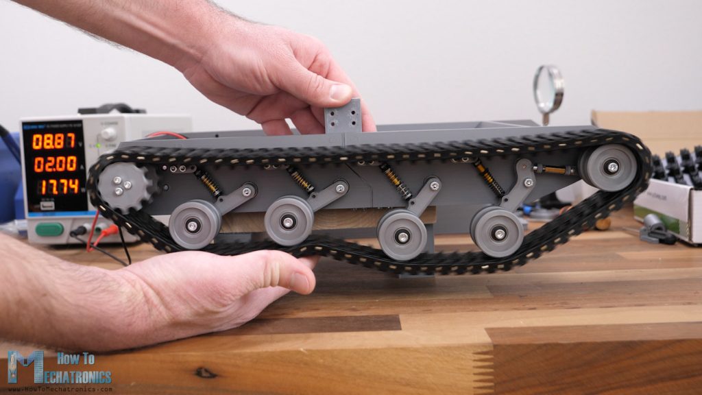 3D printed tank and track with Christie suspension system running