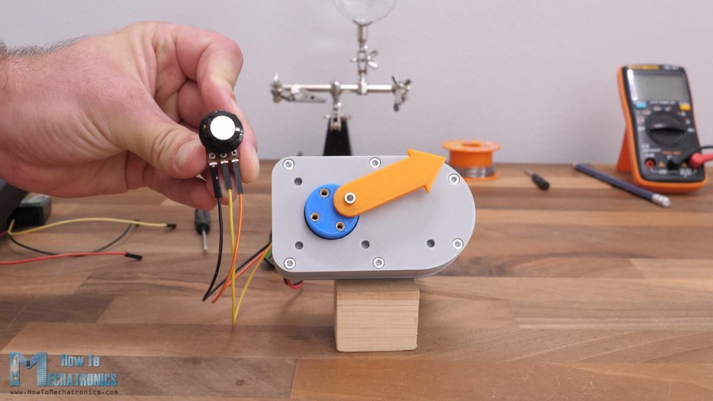 Custom-built servo motor control with analog input - potentiometer